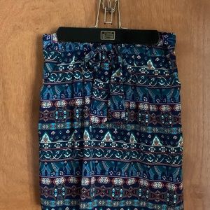NWOT Alya satiny skirt